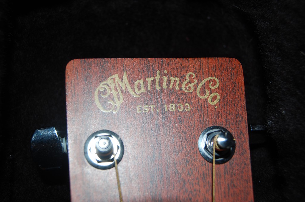 Nice Martin X Series 000X1AE Acoustic on